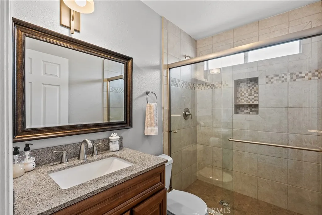 25726 Emerson Lane, Stevenson Ranch, California 91381 home-pic-33