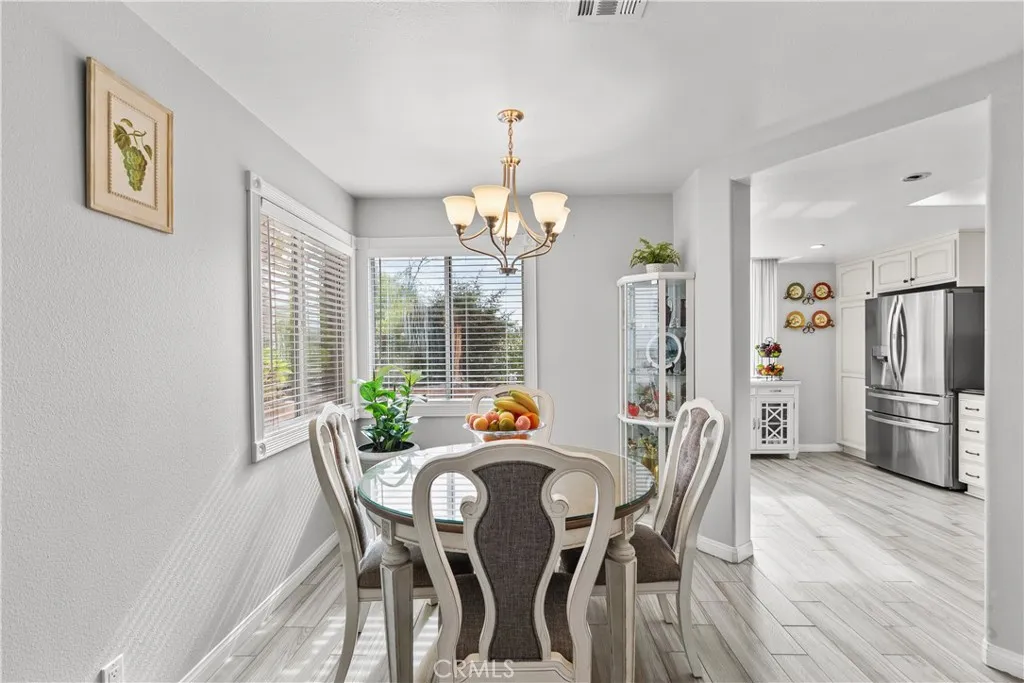 25726 Emerson Lane, Stevenson Ranch, California 91381 home-pic-10