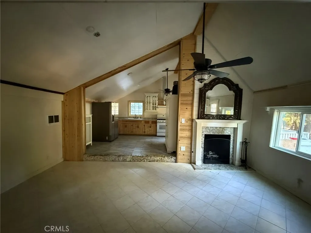 23489 Lake, Crestline, California 92325 home-pic-3