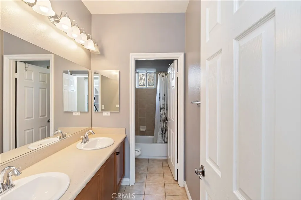 16696 S Peak Court, Riverside, California 92503 home-pic-26