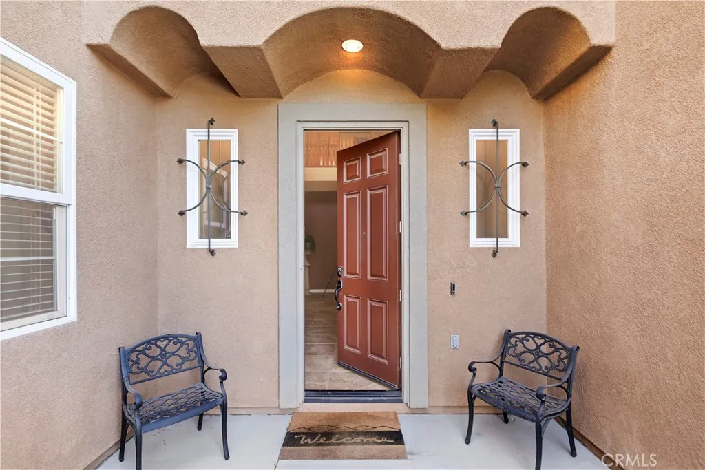 16696 S Peak Court, Riverside, California 92503 home-pic-6