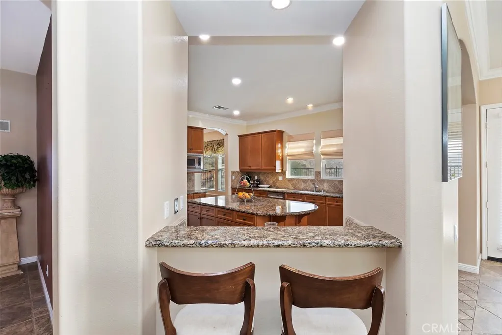 16696 S Peak Court, Riverside, California 92503 home-pic-17