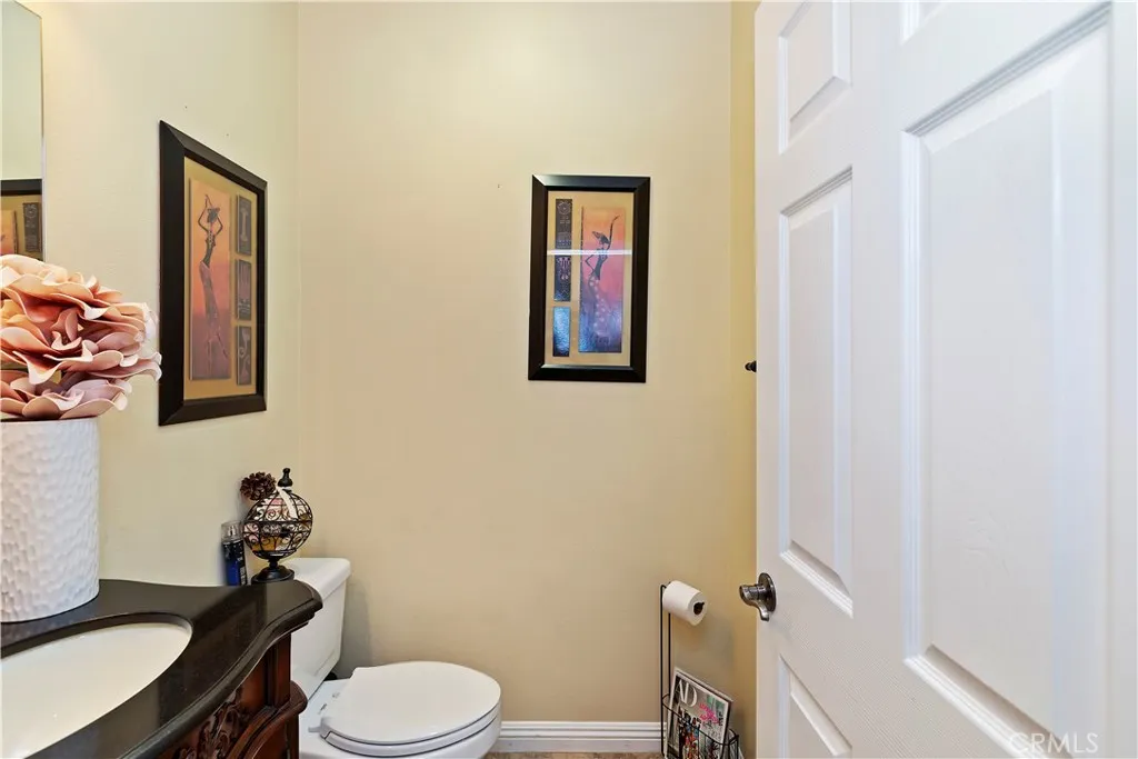16696 S Peak Court, Riverside, California 92503 home-pic-9