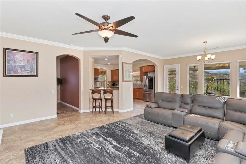 16696 S Peak Court, Riverside, California 92503 home-pic-20