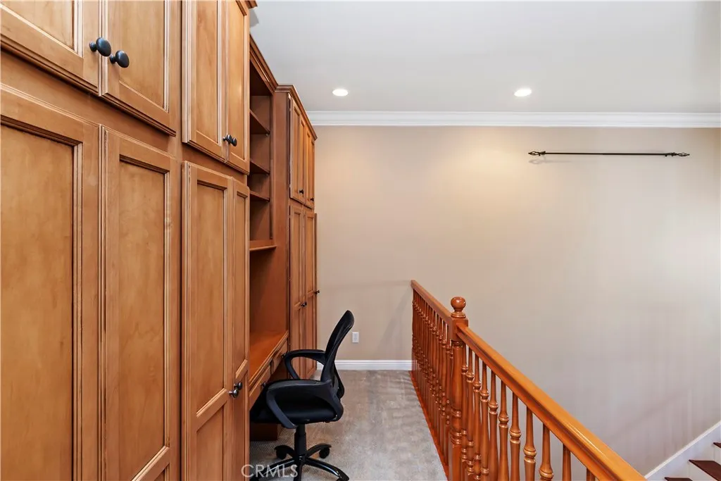 16696 S Peak Court, Riverside, California 92503 home-pic-22