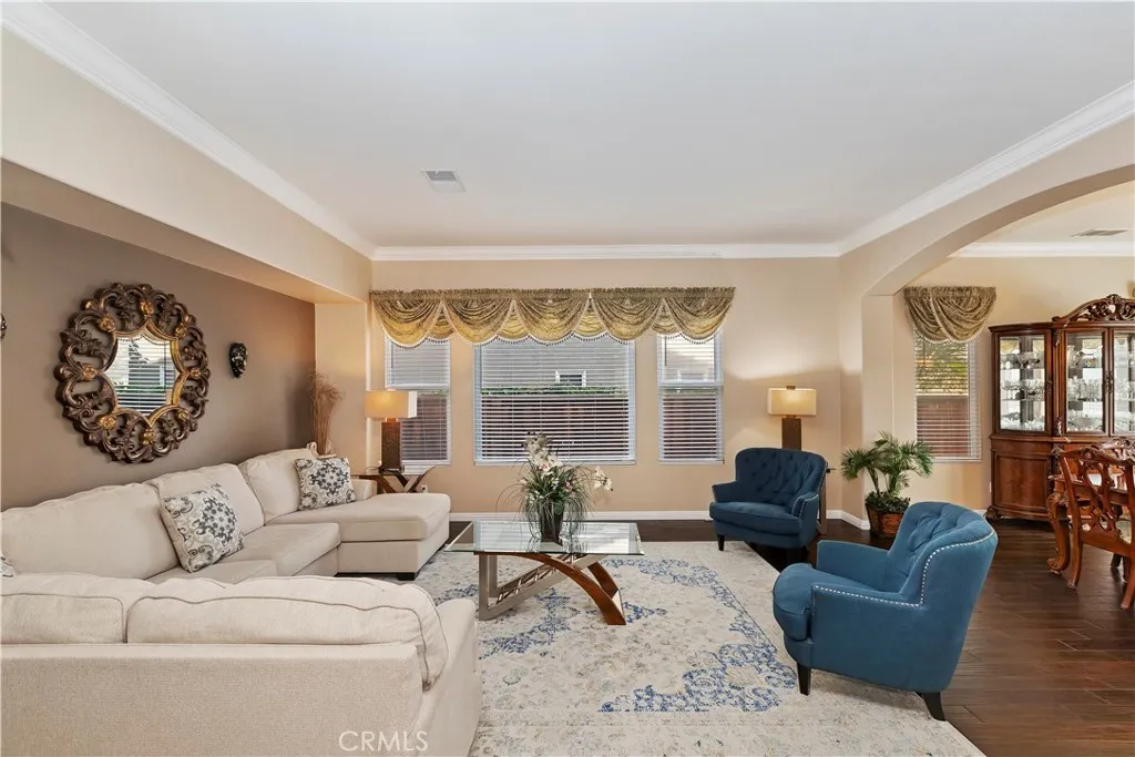 16696 S Peak Court, Riverside, California 92503 home-pic-11