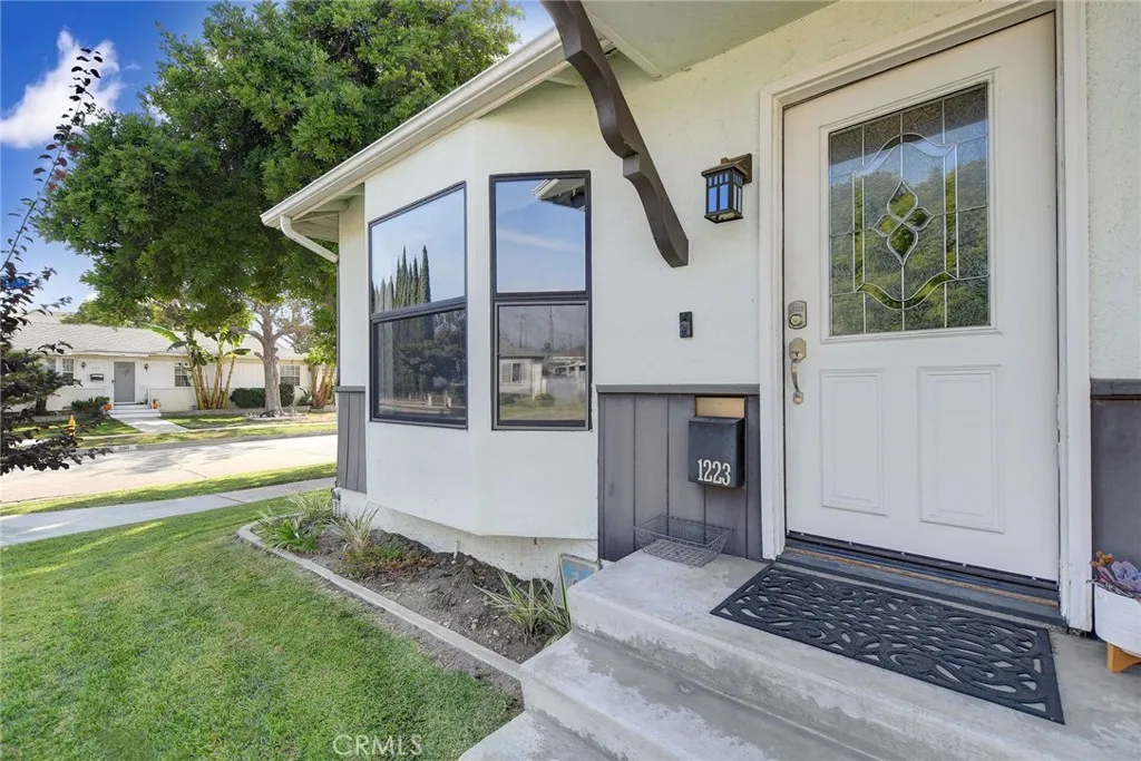 1223 Charvers, Glendora, California 91740 home-pic-11