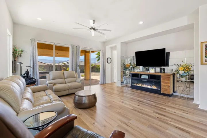 38-web-or-mls-AM4A8968