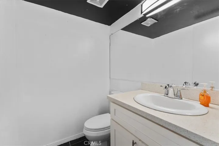 829 Award, Colton, California 92324