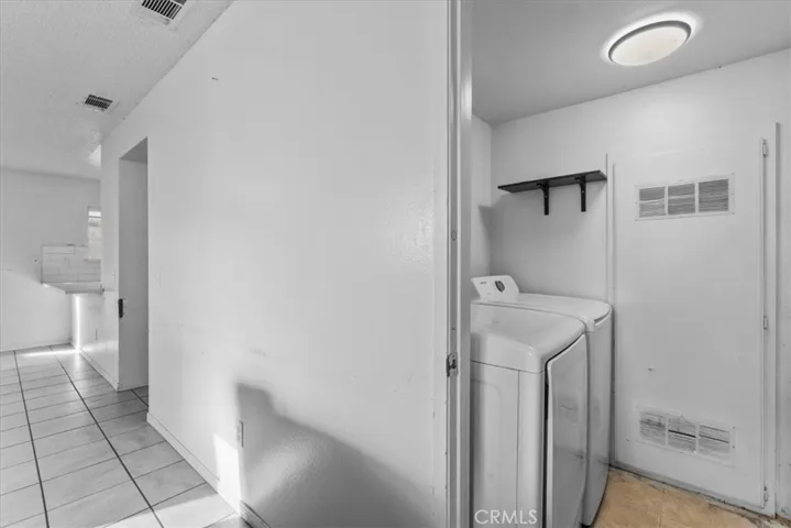 829 Award, Colton, California 92324