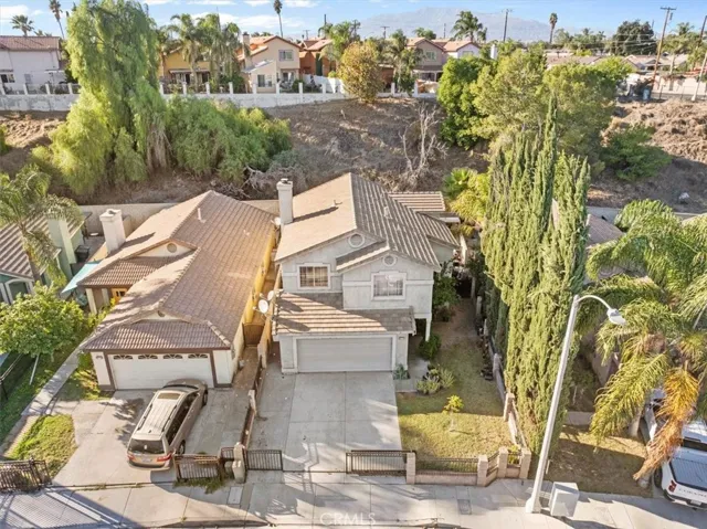 829 Award, Colton, California 92324