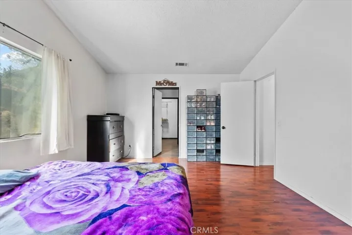 829 Award, Colton, California 92324