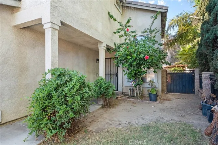 829 Award, Colton, California 92324