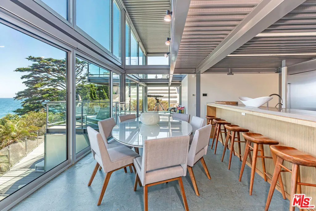 6525 Point Lechuza Drive, Malibu, California 90265 home-pic-5