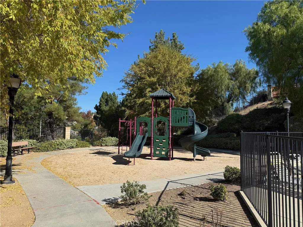 42156 Chestnut Drive, Temecula, California 92591 home-pic-28