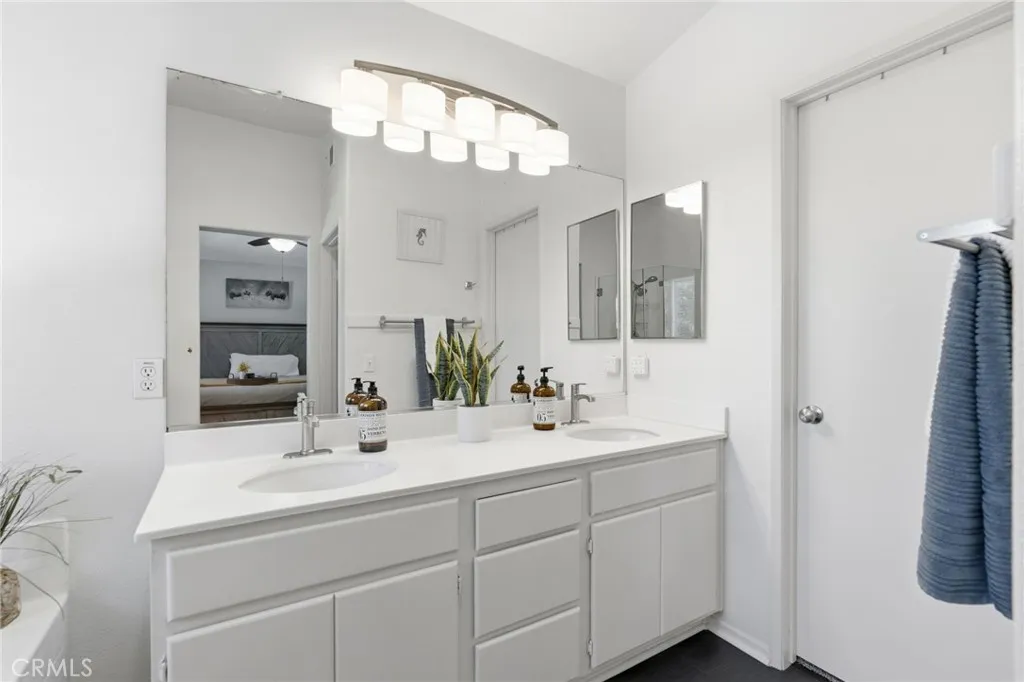 42156 Chestnut Drive, Temecula, California 92591 home-pic-20