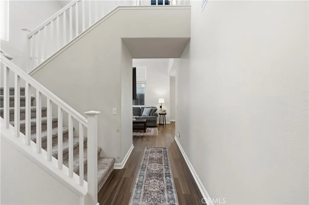 42156 Chestnut Drive, Temecula, California 92591 home-pic-2