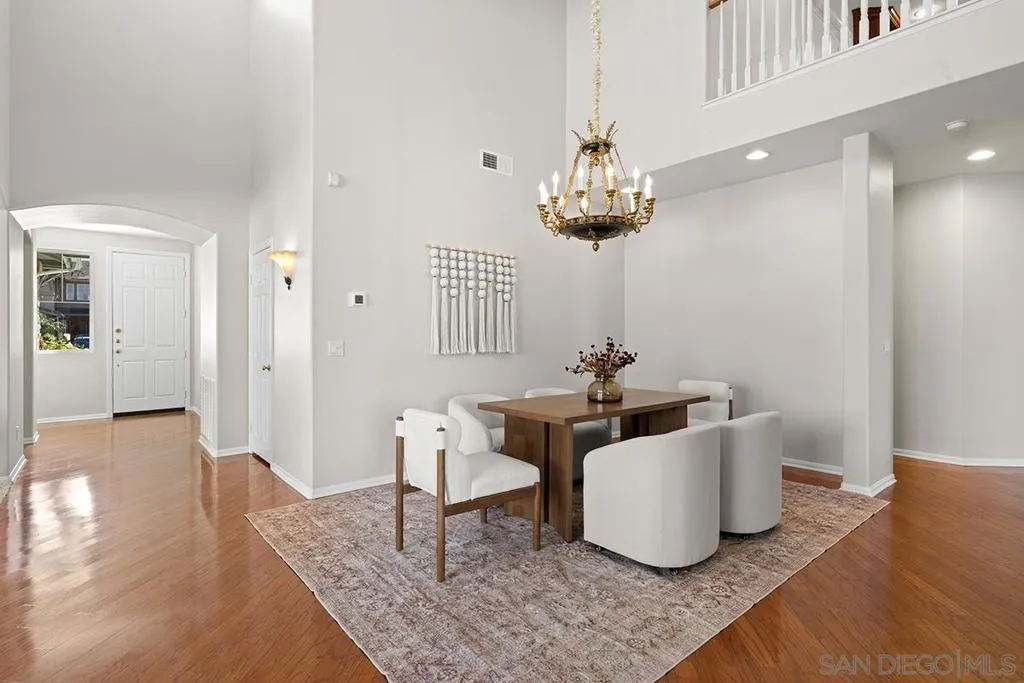 987 Palencia Ct, Chula Vista, California 91910 home-pic-14