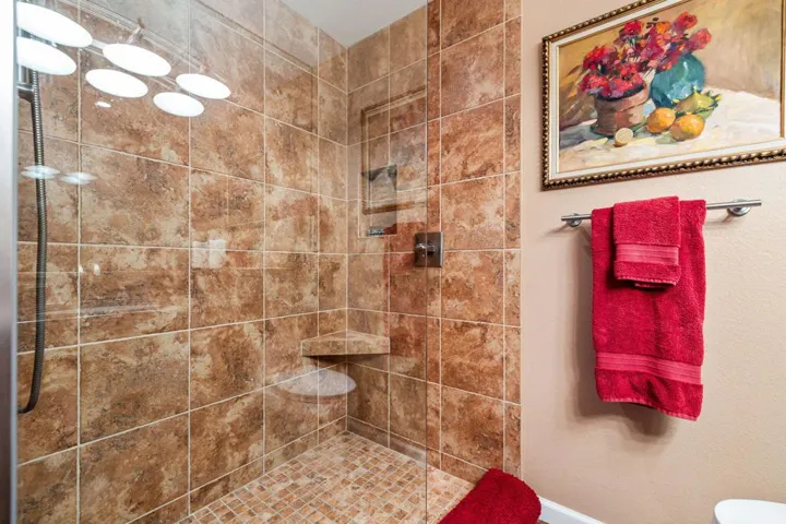 Upgraded Master Bath