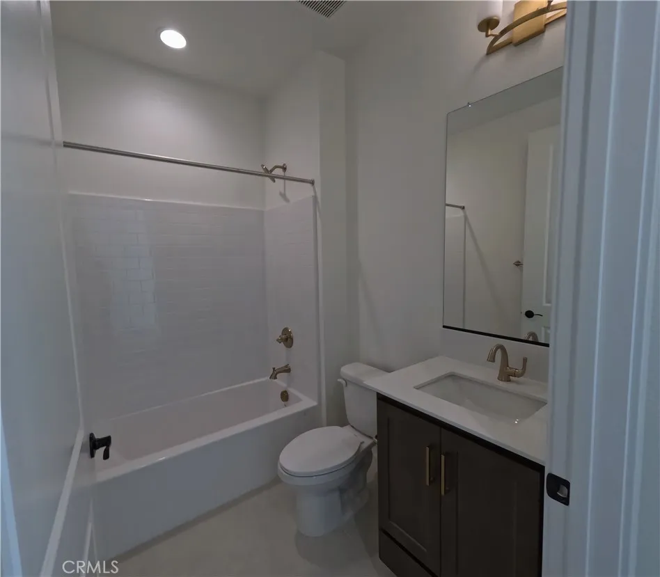 6334 Rainy Pass, Hesperia, California 92345 home-pic-13