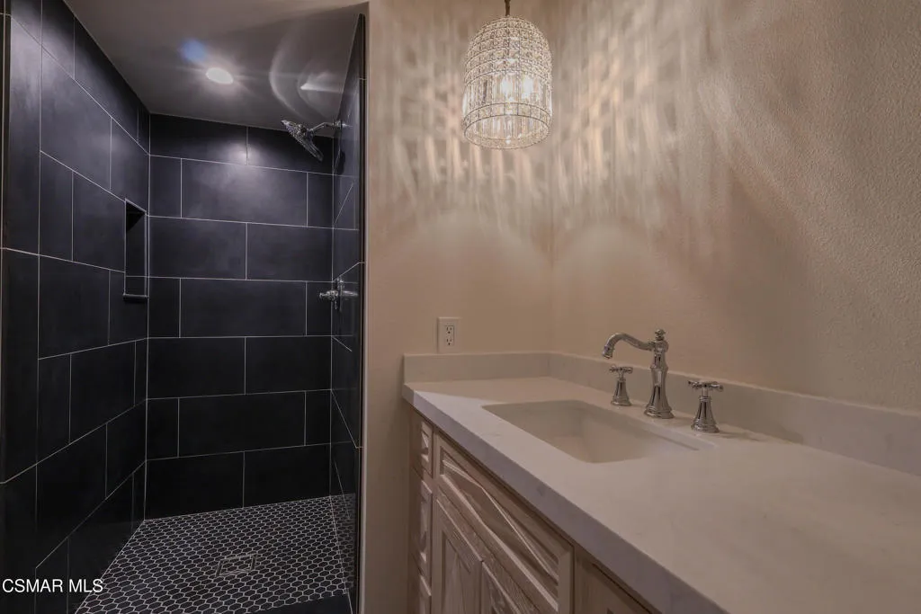 3008 Shadow Brook Lane, Westlake Village, California 91361 home-pic-13