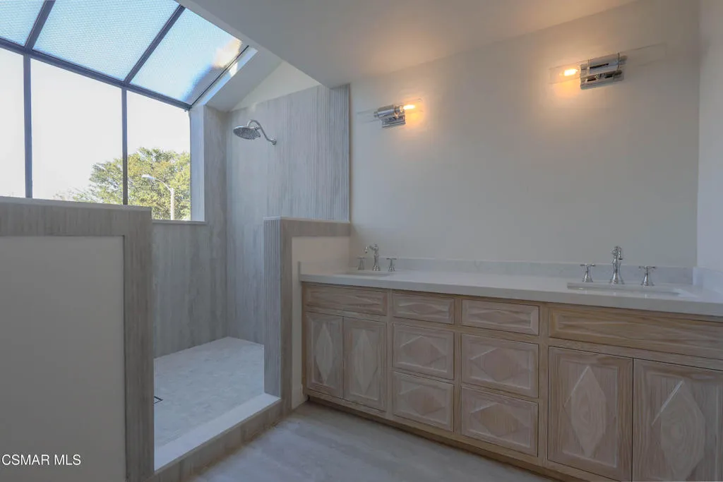 3008 Shadow Brook Lane, Westlake Village, California 91361 home-pic-19