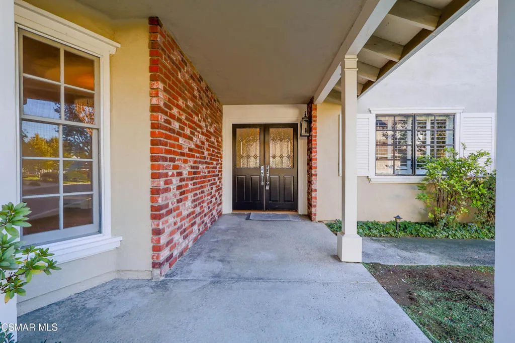 3008 Shadow Brook Lane, Westlake Village, California 91361 home-pic-5