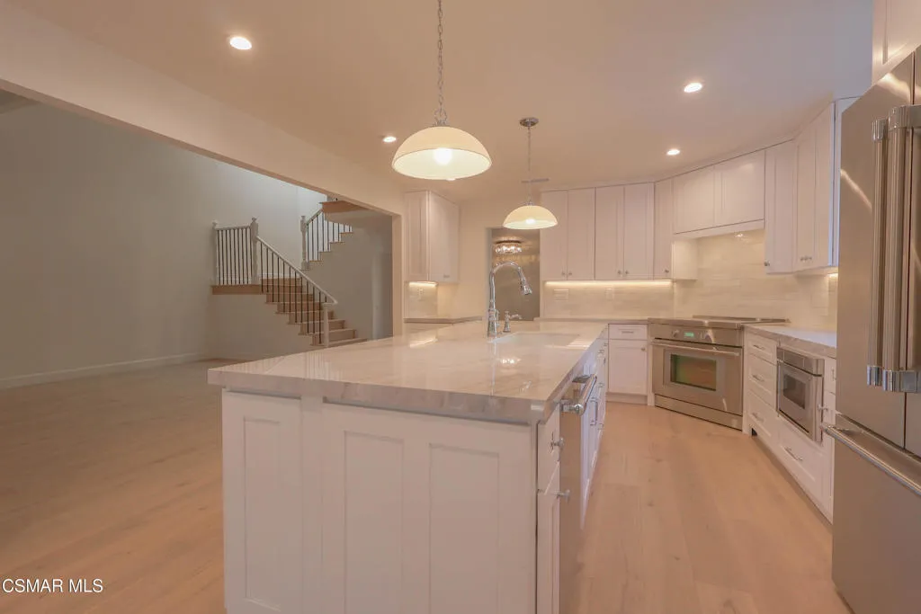 3008 Shadow Brook Lane, Westlake Village, California 91361 home-pic-9