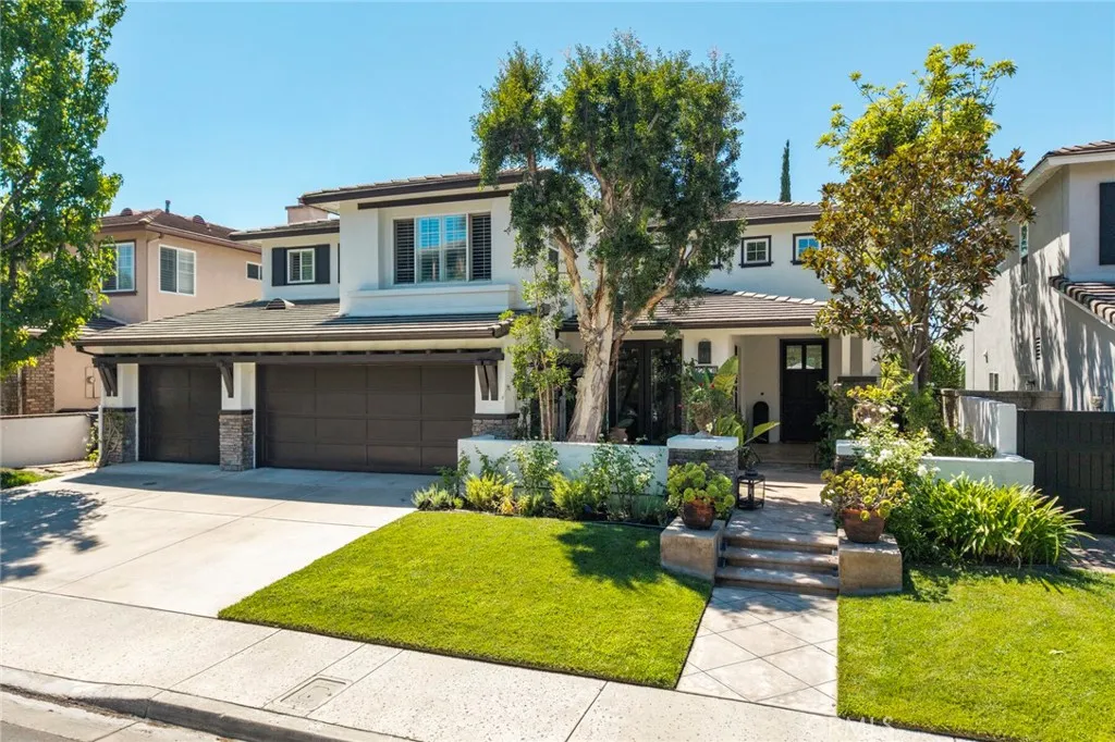 22531 Parkfield, Mission Viejo, California 92692 home-pic-1