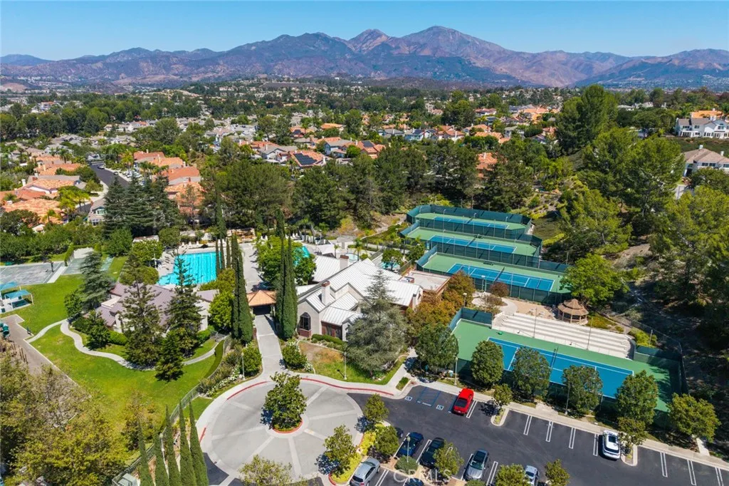 22531 Parkfield, Mission Viejo, California 92692 home-pic-61