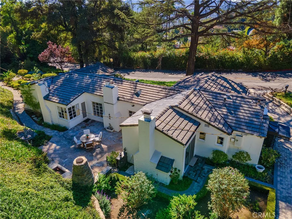 1620 Melwood Drive, Glendale, California 91207 home-pic-47