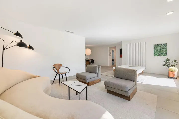 living room to entry