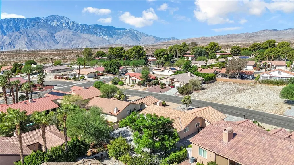 9740 Capiland Road, Desert Hot Springs, California 92240 home-pic-50