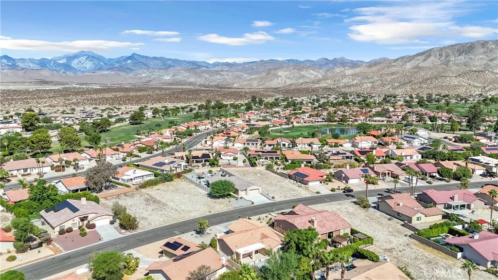 9740 Capiland Road, Desert Hot Springs, California 92240 home-pic-51