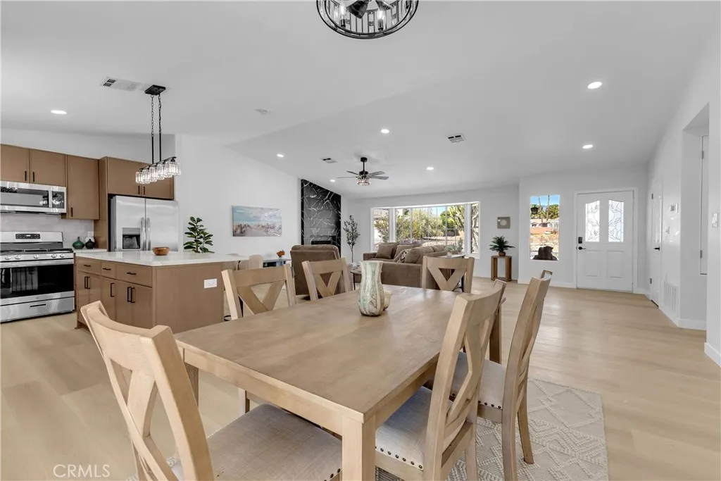 9740 Capiland Road, Desert Hot Springs, California 92240 home-pic-17