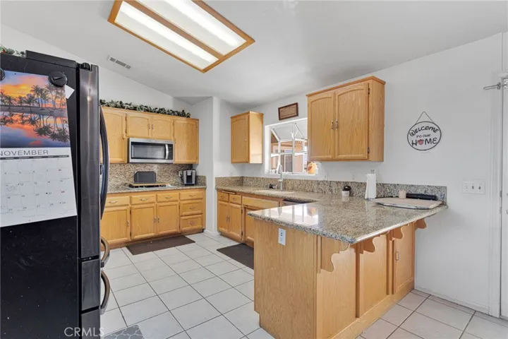 18575 Atlantic Street, Hesperia, California 92345
