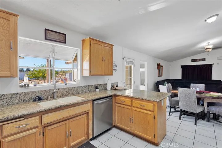 18575 Atlantic Street, Hesperia, California 92345