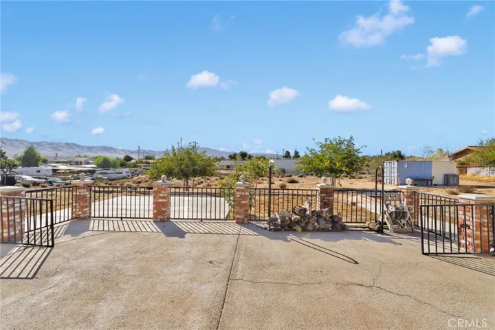 18575 Atlantic Street, Hesperia, California 92345