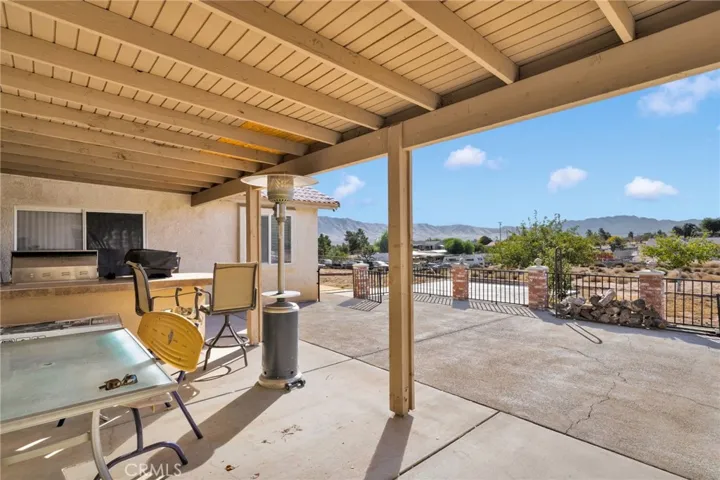18575 Atlantic Street, Hesperia, California 92345