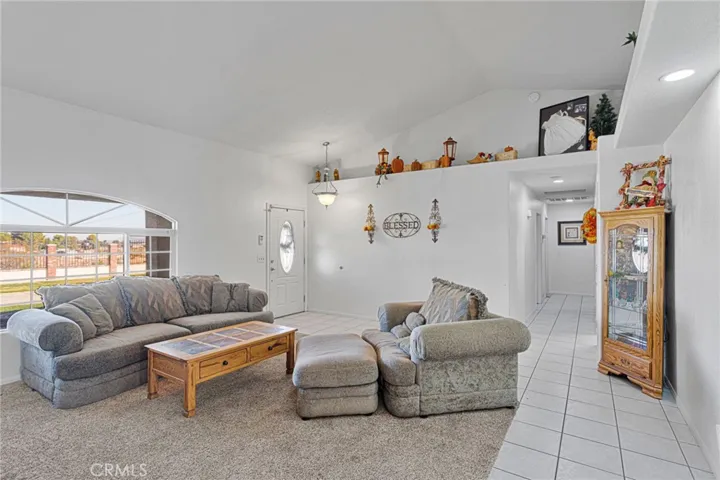 18575 Atlantic Street, Hesperia, California 92345