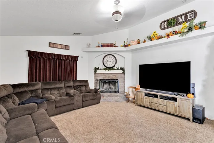 18575 Atlantic Street, Hesperia, California 92345