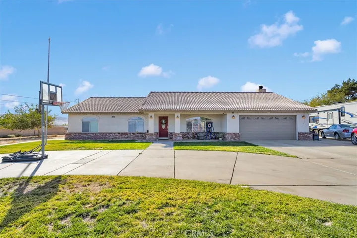 18575 Atlantic Street, Hesperia, California 92345