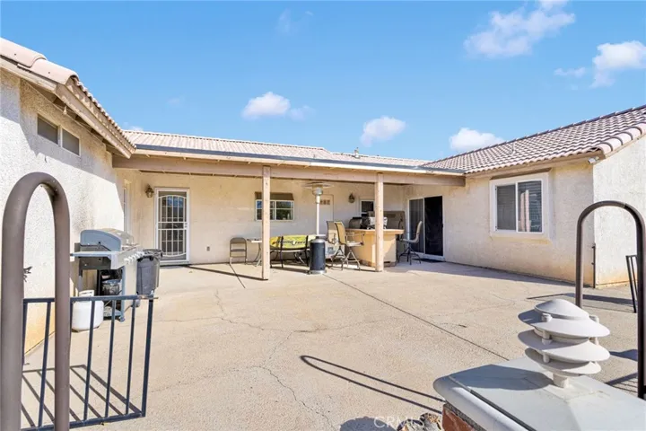 18575 Atlantic Street, Hesperia, California 92345