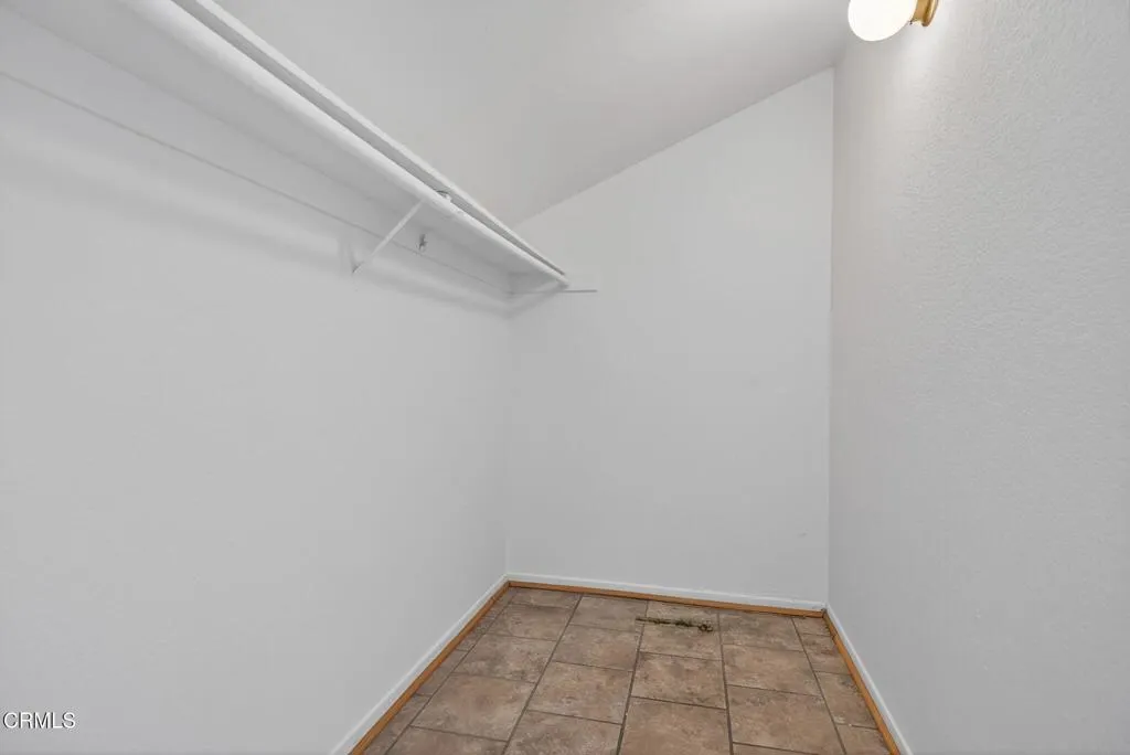 146 Maegan Place 9, Thousand Oaks, California 91362 home-pic-18