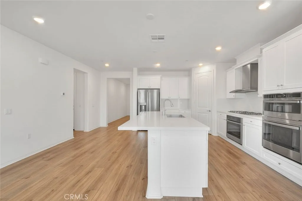 4068 E Amigos Privado, Ontario, California 91761 home-pic-7