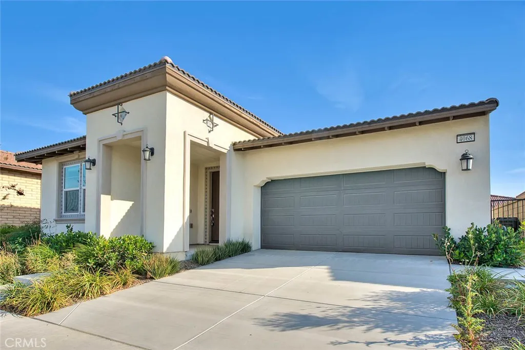 4068 E Amigos Privado, Ontario, California 91761 home-pic-3