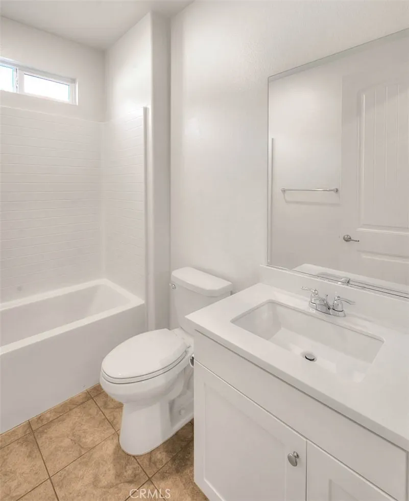 4068 E Amigos Privado, Ontario, California 91761 home-pic-28
