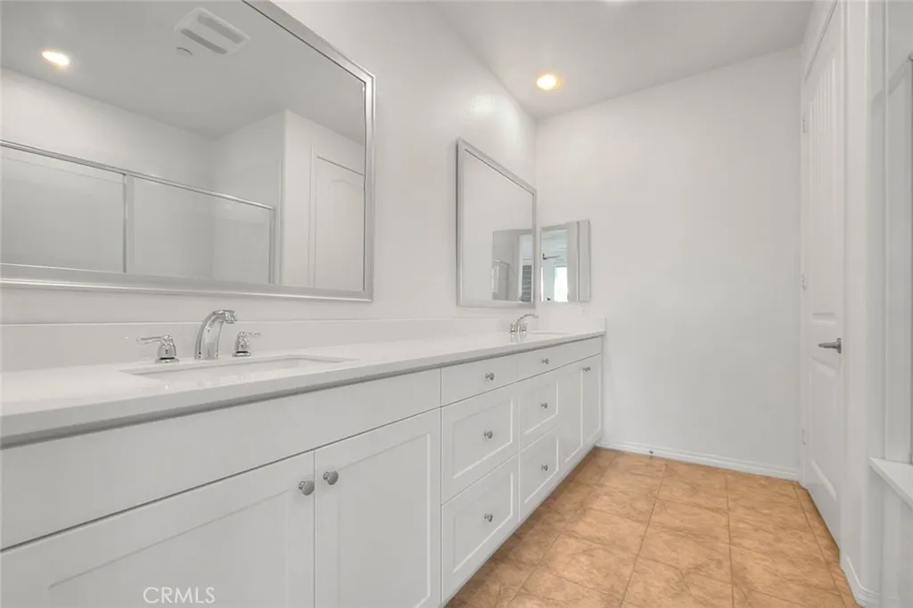 4068 E Amigos Privado, Ontario, California 91761 home-pic-20