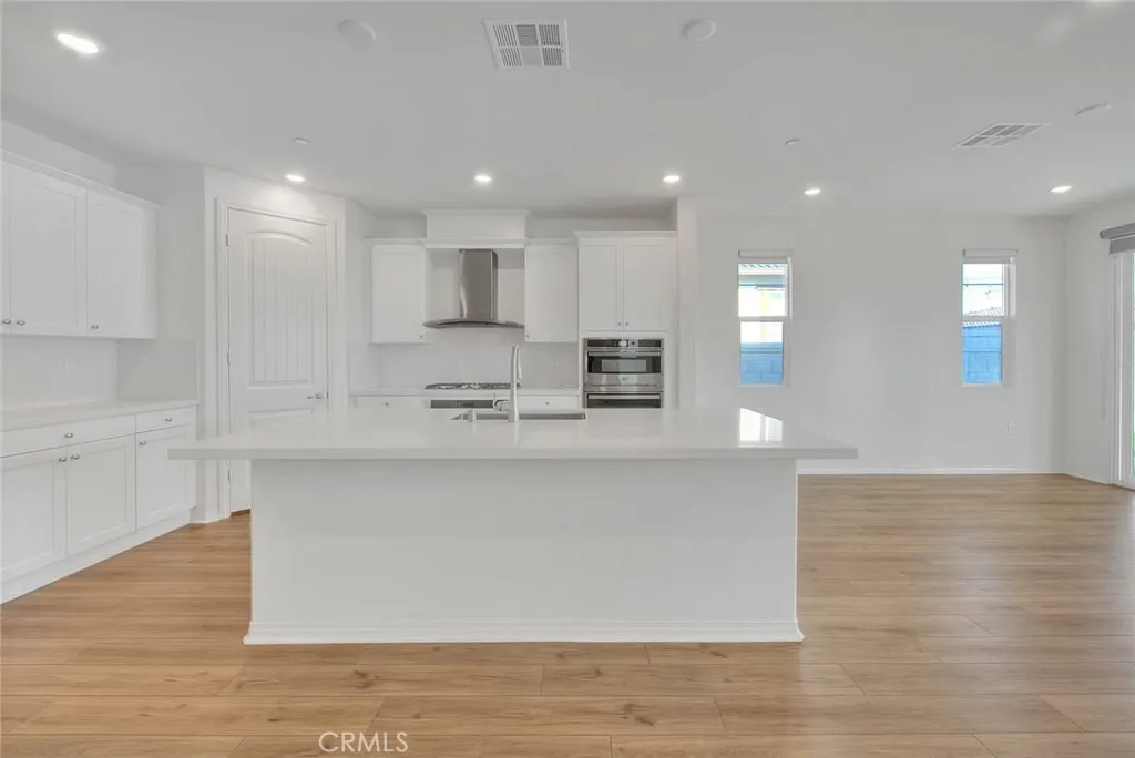 4068 E Amigos Privado, Ontario, California 91761 home-pic-5