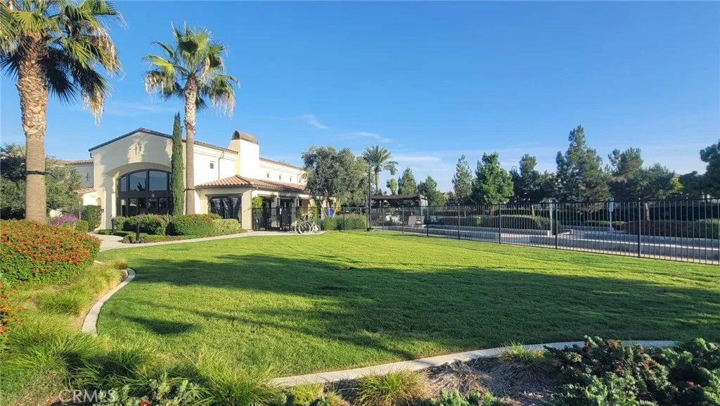 4068 E Amigos Privado, Ontario, California 91761 home-pic-38